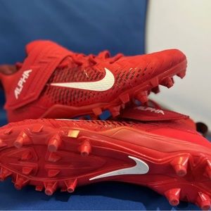 Nike Alpha Menace Varsity 2 Men's Size 10 Football Cleats Model AQ8154-600  RED!